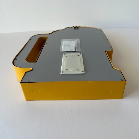 Vintage Tin Metal Yellow & Orange Light Up Beer Mug Wall Decor - Picture 4 of 6